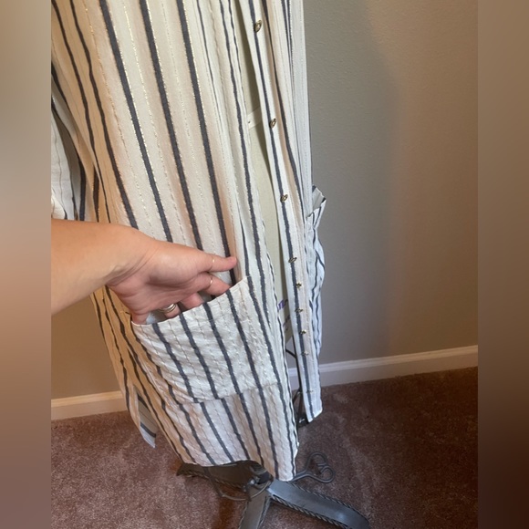 T Tahari Striped Shirt - Picture 6 of 14